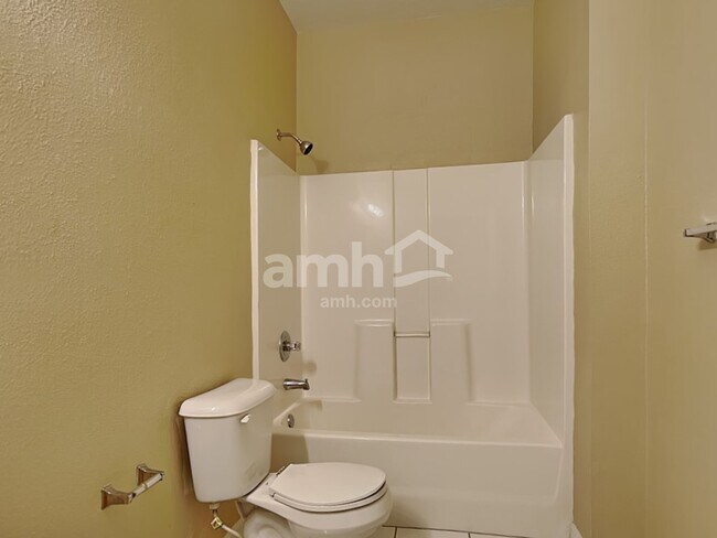 Building Photo - 10424 Frog Pond Dr