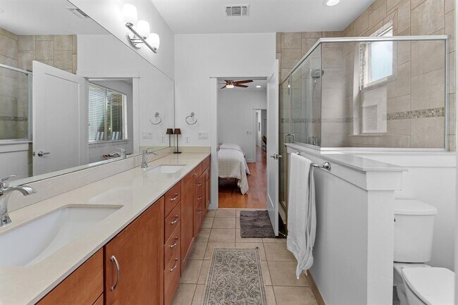 Building Photo - 4408 Banister Ln