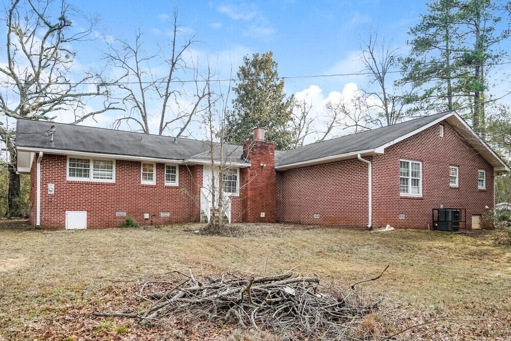 Building Photo - 2599 GA-85
