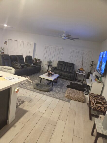 Living room - 3858 Palace Pier St