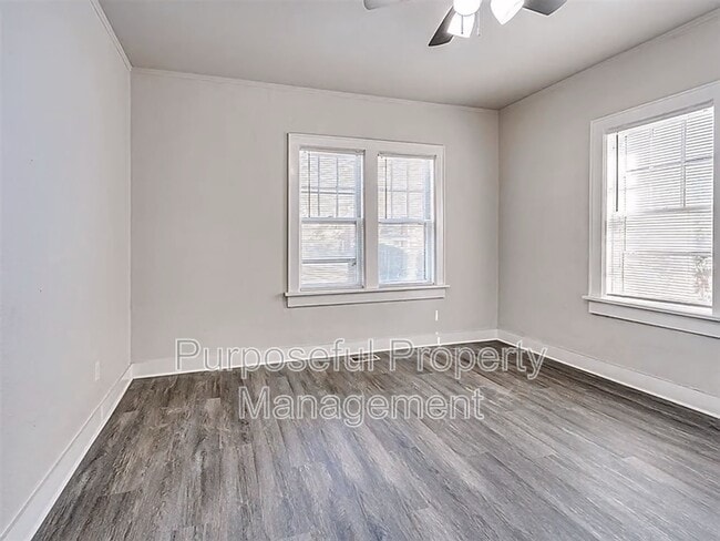 Building Photo - 732 NE 17th St