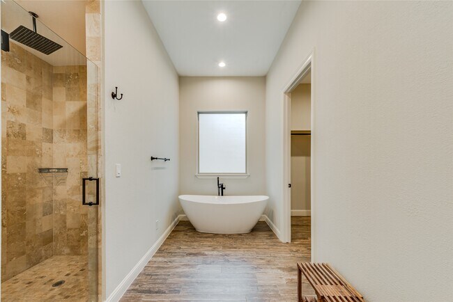 Building Photo - 25126 Scarlett Manor Ct