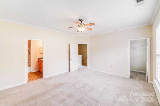 Building Photo - 14130 Castle Abbey Ln