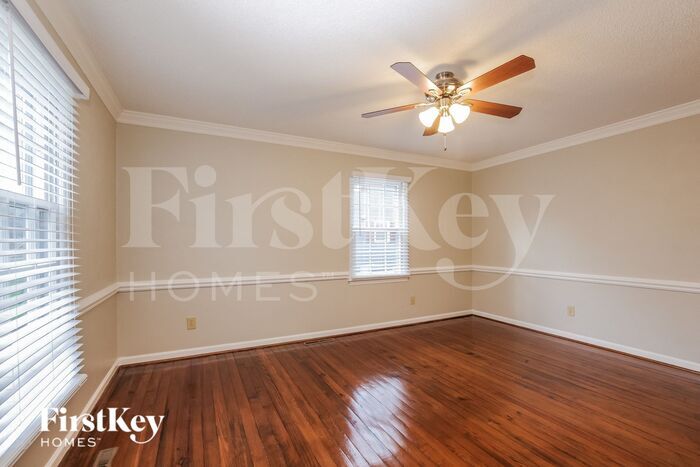 Building Photo - 5408 Chatfield Square
