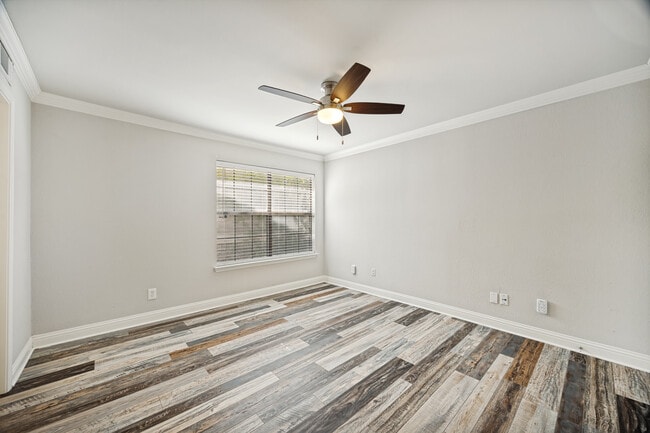 Building Photo - 5200 Martel Ave