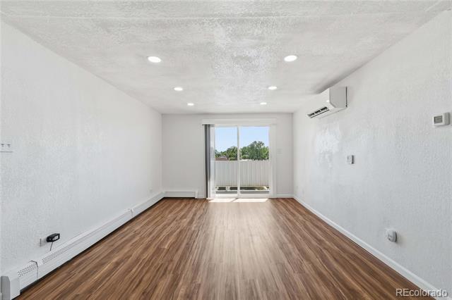 Building Photo - 3047 W 47th Ave