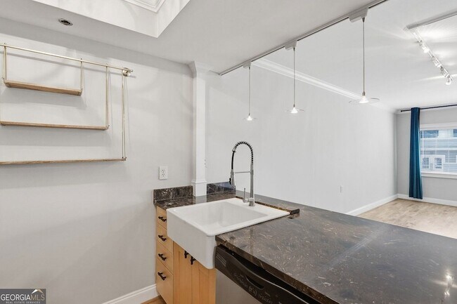 Building Photo - 1130 Piedmont Ave NE