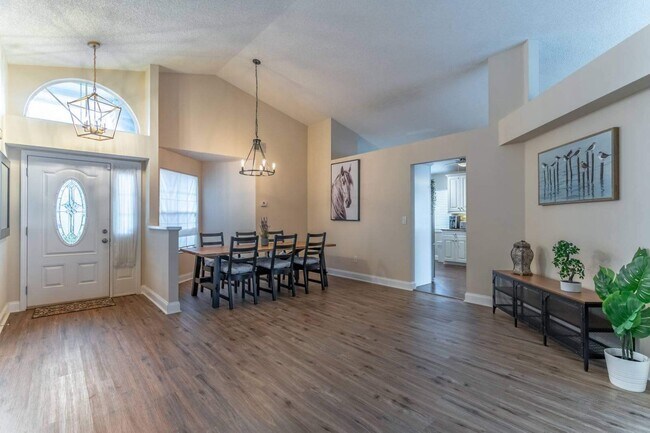 Building Photo - 2616 Montego Bay Blvd