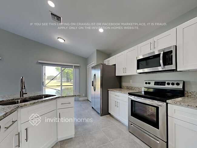 Building Photo - 2666 Fairway Cove Ct