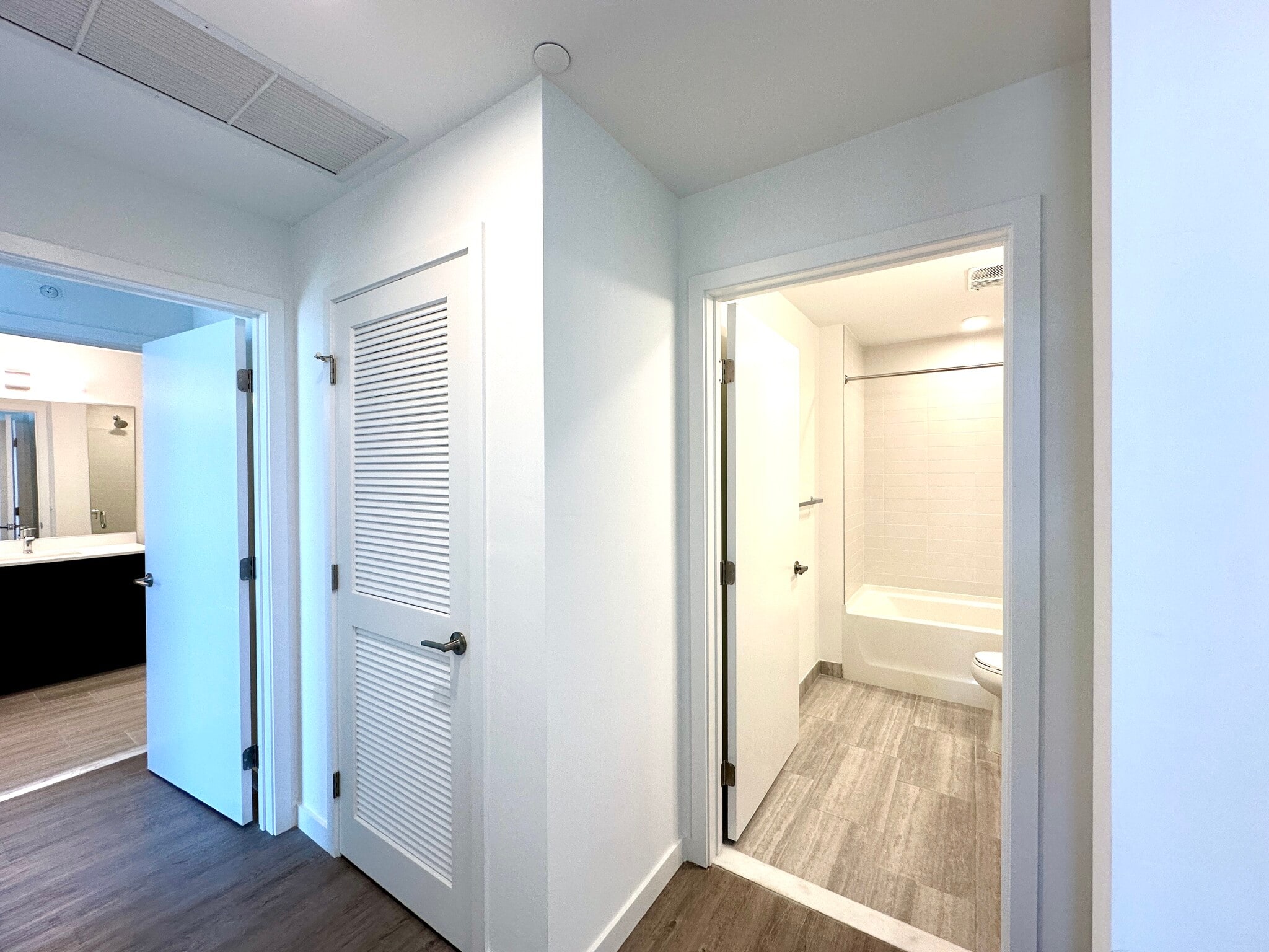 Building Photo - 133 NE 24th St