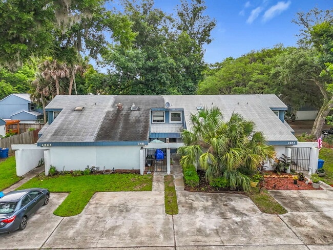 Building Photo - 2857 Wonderwood Ln