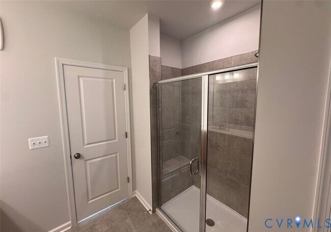 Building Photo - 9252 Magellan Pkwy