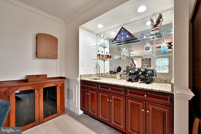 Building Photo - 6250 Traci Joyce Ln