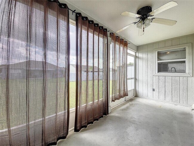Building Photo - 603 Terranova Dr