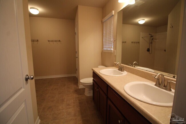 Building Photo - 4479 Winona Ln