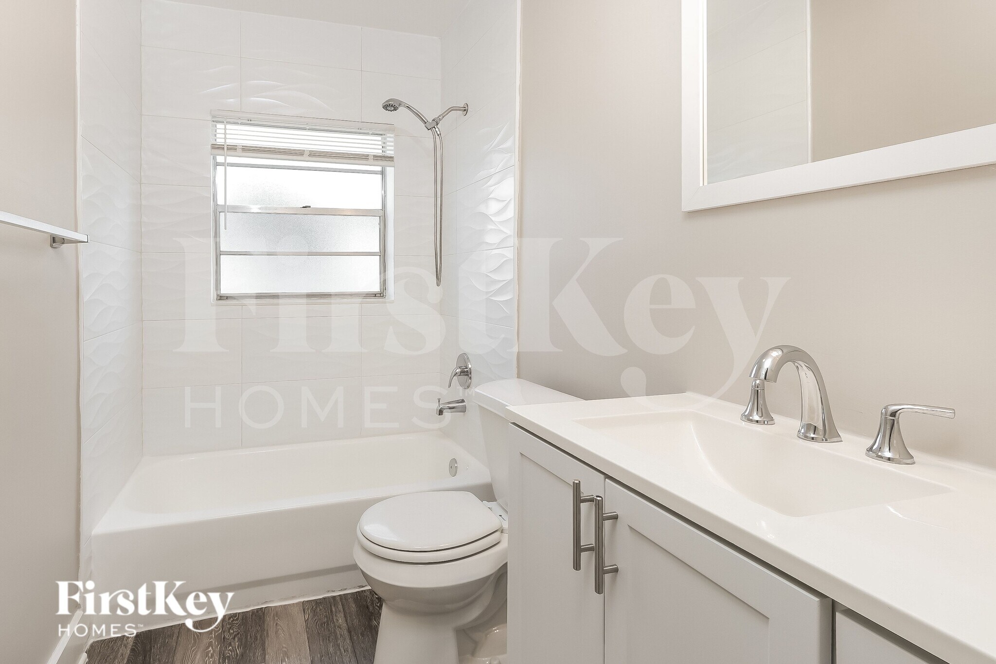 Building Photo - 8800 SW 10th St