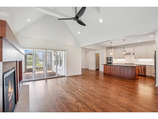 Building Photo - 11433 Wildflower Dr