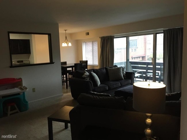 Building Photo - 8179 Ohio River Blvd