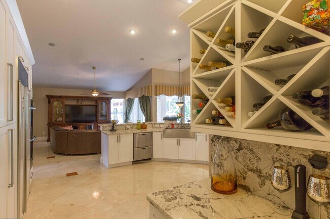 Building Photo - 14816 Stirrup Ln