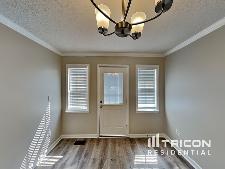 Building Photo - 102 Bonnabel Ct