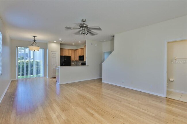 Building Photo - 1027 Paseo Del Rio NE