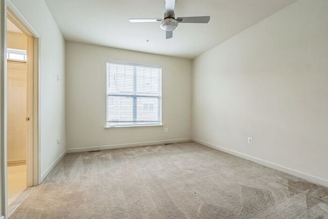 Building Photo - 9904 Wood Edge Wy