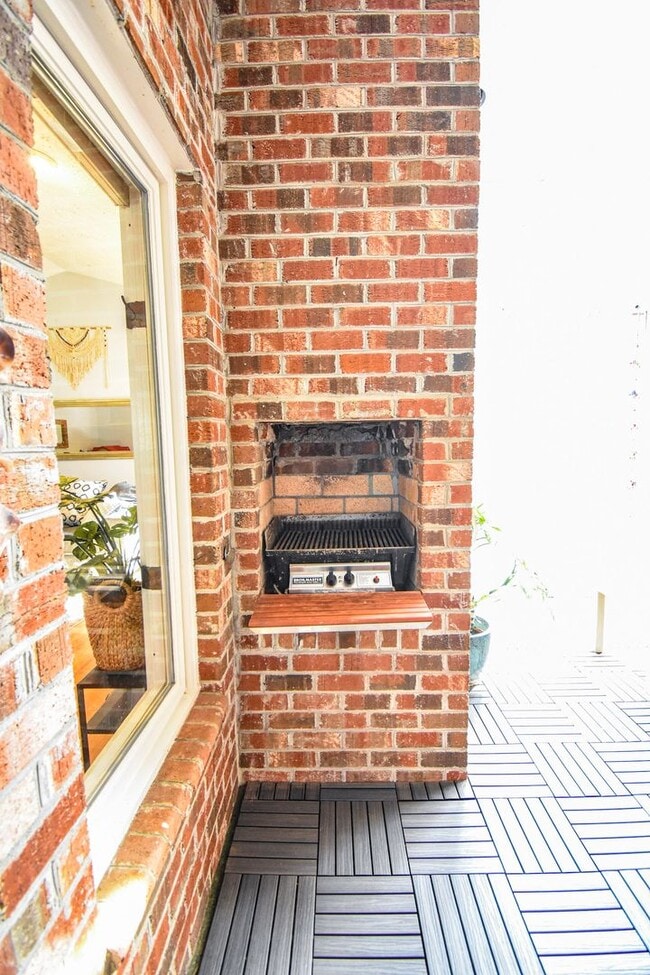 Building Photo - Coming Soon: 3 Bedroom 3 Bathroom with Pool