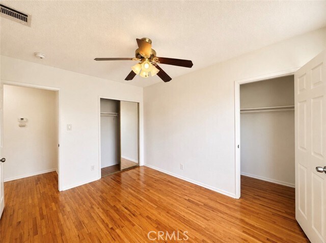 Building Photo - 1372 W 36th St