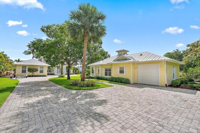 Building Photo - 2 bedroom in Jupiter FL 33458