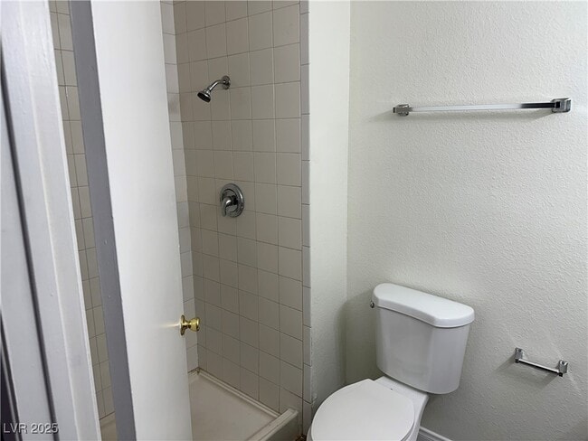 Building Photo - 6841 Arroyo Ave