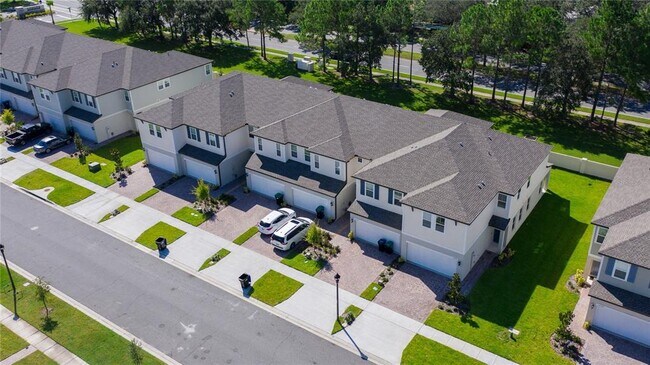 Building Photo - 15025 Willow Arbor Cir