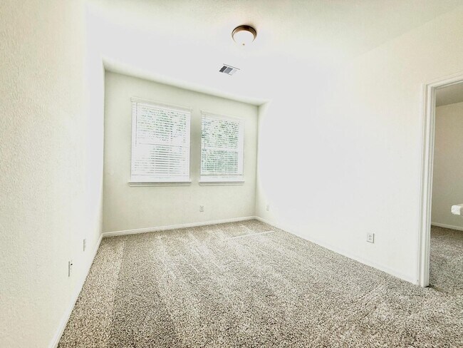 Building Photo - 159 W Coralburst Lp