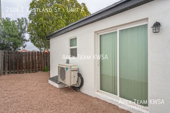 Building Photo - $850 Beautifully Remodeled 1 Bed | 1 Bath ...