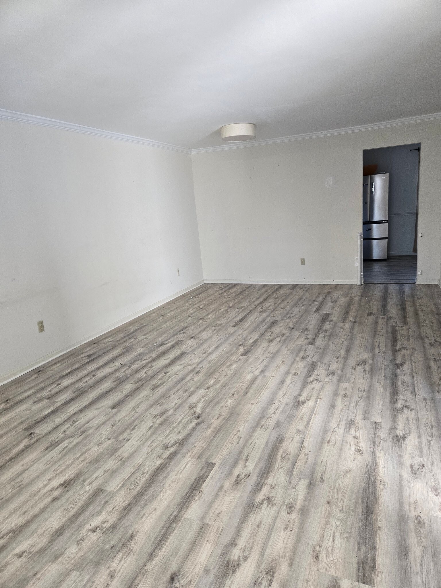 Building Photo - 4529 King Edward Ct