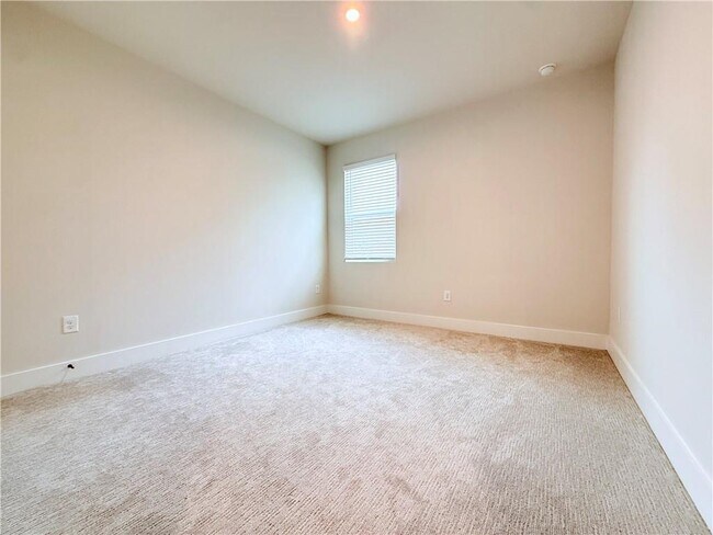 Building Photo - 4395 Declan Dr