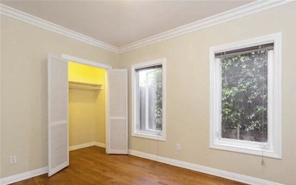 Building Photo - 3905 Revere Ave