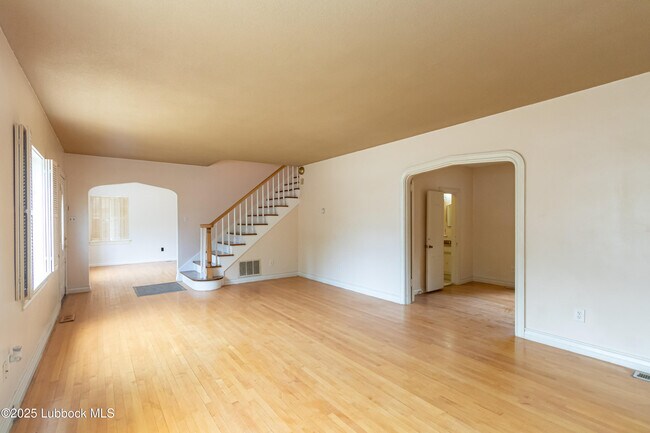 Building Photo - 2324 17th St