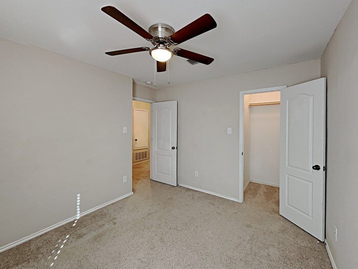 Building Photo - 13868 Sonterra Ranch Rd