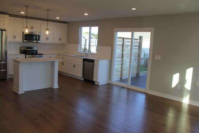 Building Photo - PKR Investments LLC(3715SWClaytonDR)