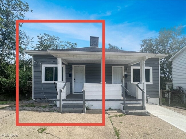 Primary Photo - 118 Logan Ave