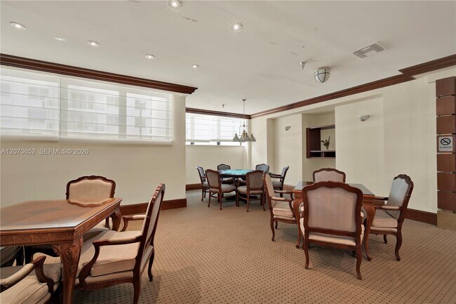 Building Photo - 5757 Collins Ave