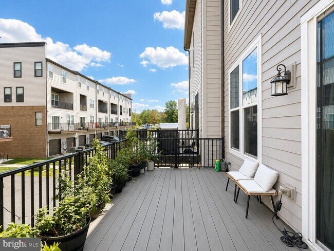 Building Photo - 2383 Liberty Lp