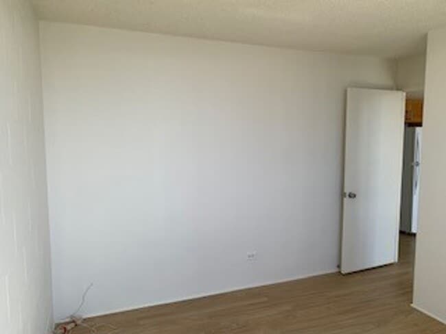 Building Photo - Makiki Apartment - 2 bedroom, 1 bath with ...