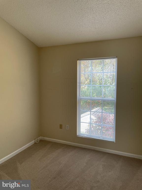 Building Photo - 7140 Westfield Ct