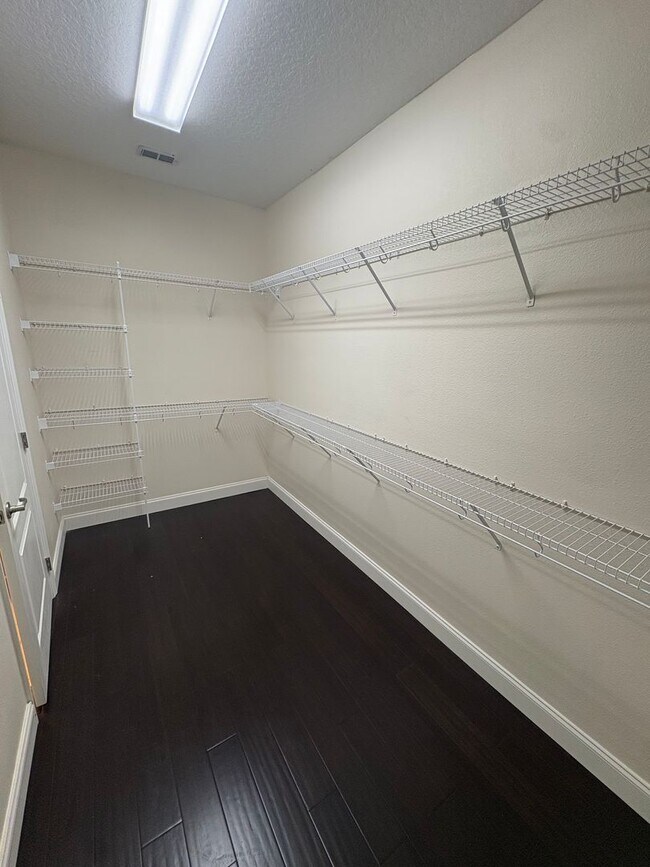 Building Photo - 3 Bed / 2 Bath Home in Mt. Dora – w/ Amenities!