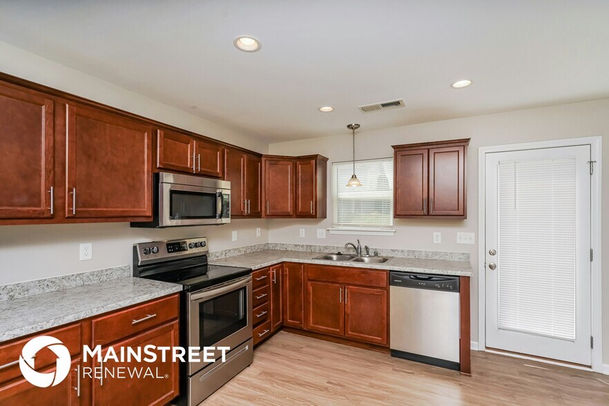 Building Photo - 2205 Walcot Way