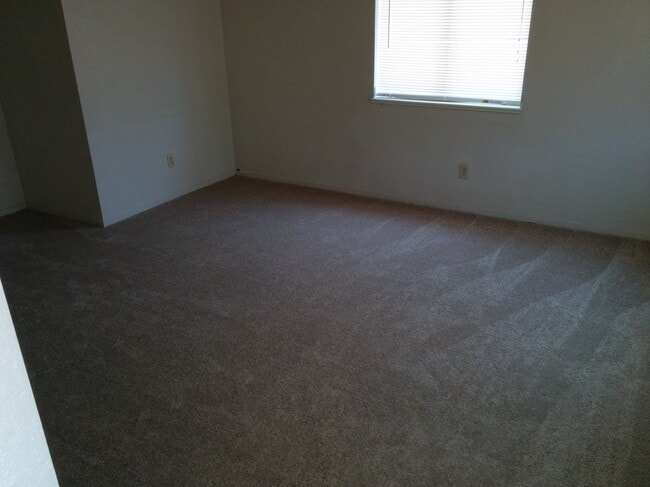 Building Photo - 2111 California St