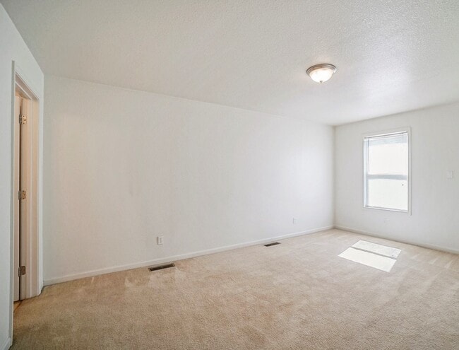 Building Photo - Quality Home Management