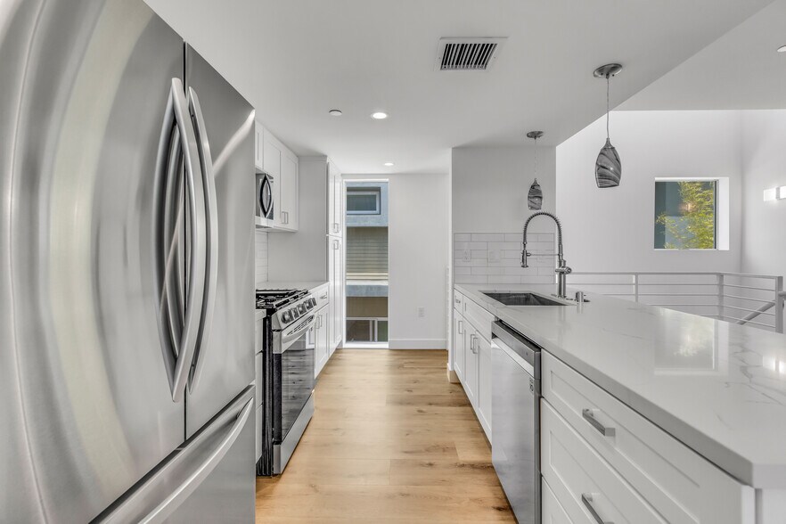 Building Photo - 1754 10th St