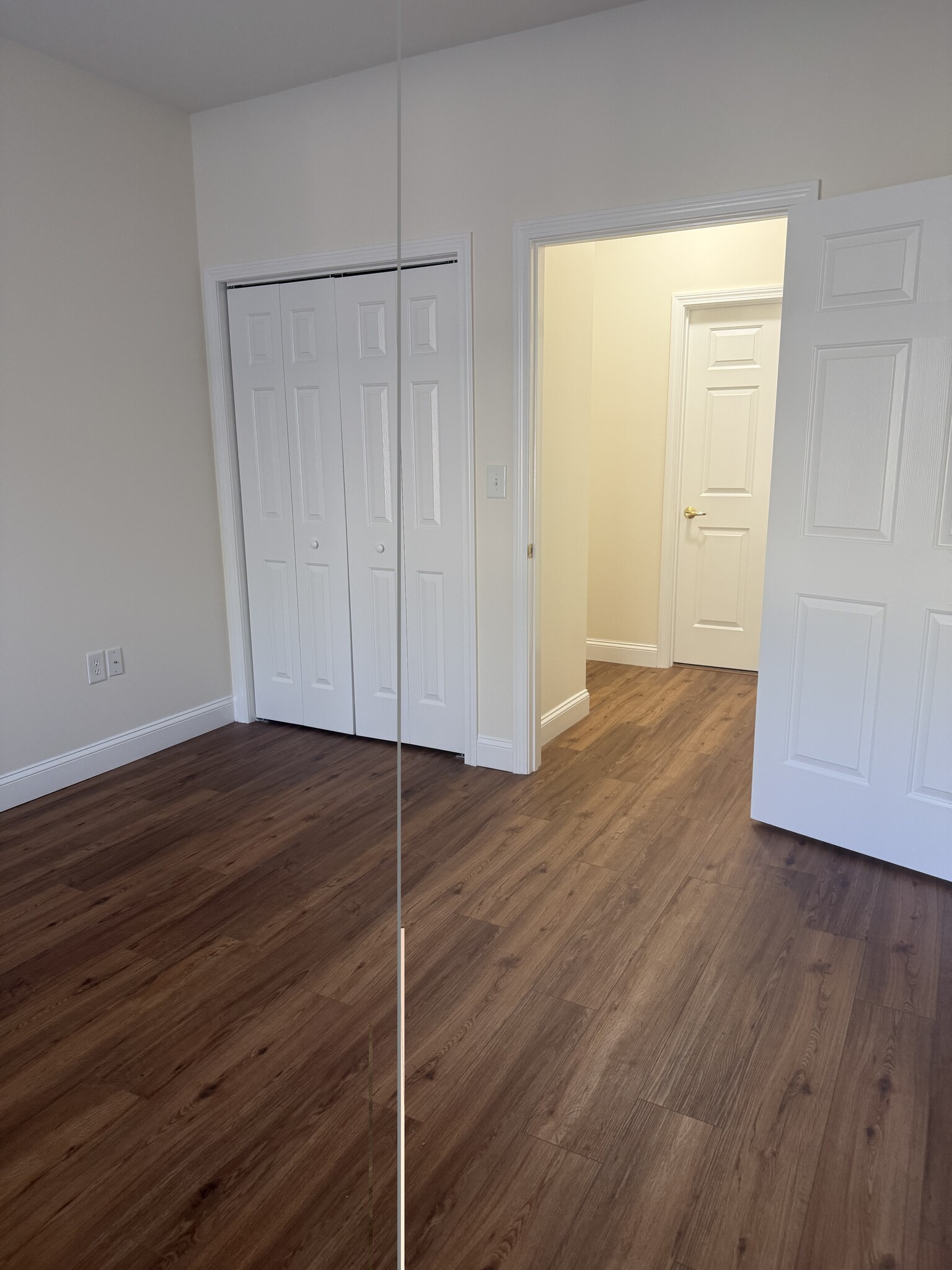 Building Photo - 5 Sally Sweet Way